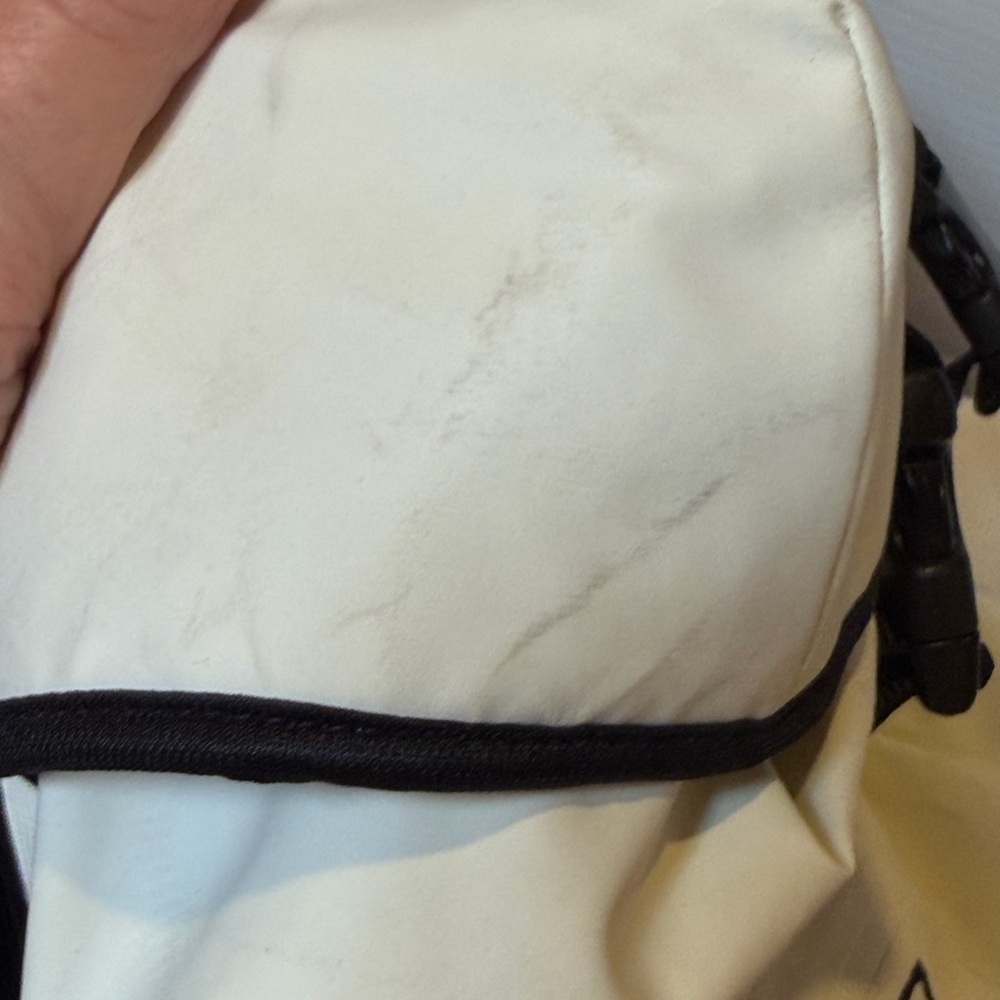 66 North Iceland Cream faux leather Backpack w zippered front pocket. - Picture 12 of 13